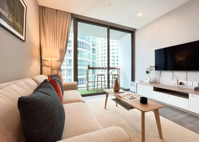 Holiday home Modern Elegance 2b Ultra Fast Wifi Bts Phrakhanong