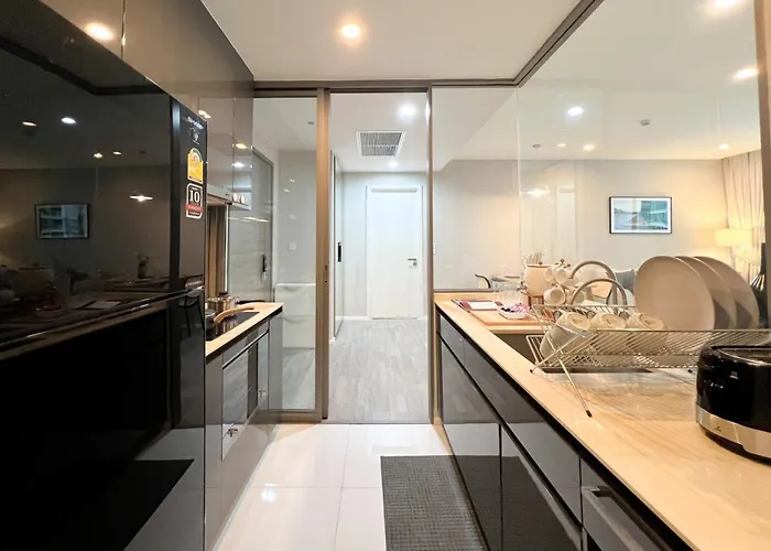 Modern Elegance 2b Ultra Fast Wifi Bts Phrakhanong Holiday home Bangkok