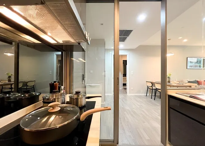Holiday home Modern Elegance 2b Ultra Fast Wifi Bts Phrakhanong