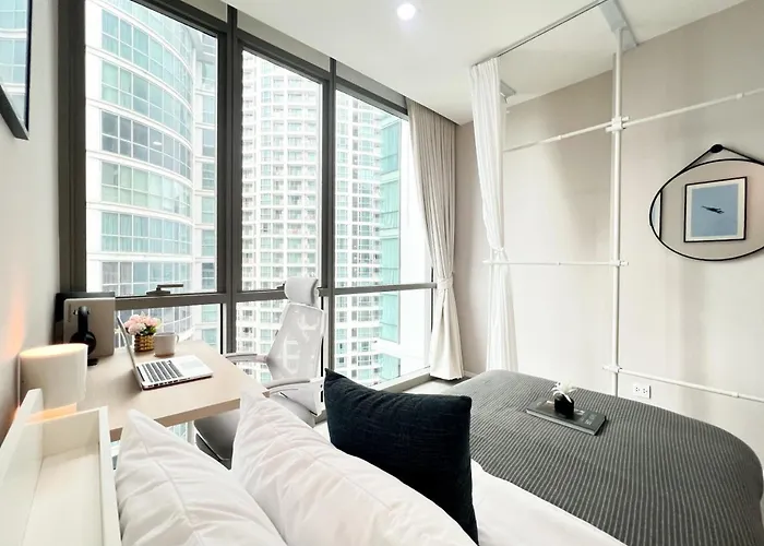 Holiday home Modern Elegance 2b Ultra Fast Wifi Bts Phrakhanong
