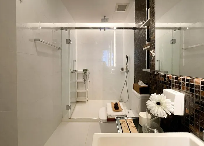 Holiday home Modern Elegance 2b Ultra Fast Wifi Bts Phrakhanong